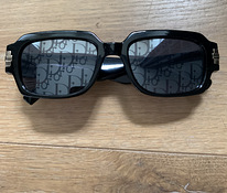 Солнцезащитные очки Кристиана Диора