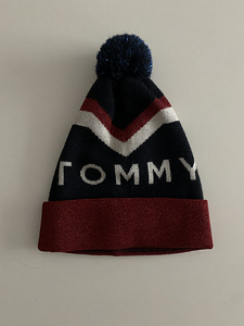 Tommy Hilfiger müts. Шапка. (1 фото из 1)