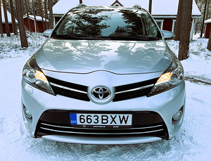 Toyota Verso 1.6 82kV 2015 (1 foto / 15)