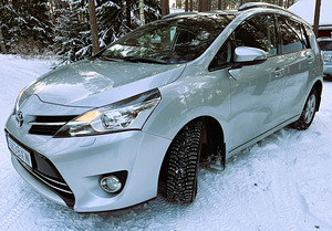 Toyota Verso 1.6 82kV 2015 (2 foto / 15)