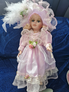 Фарфоровая кукла в коллекцию