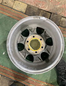 Mangels rattaveljed r15 6x139.7 (4 foto / 6)