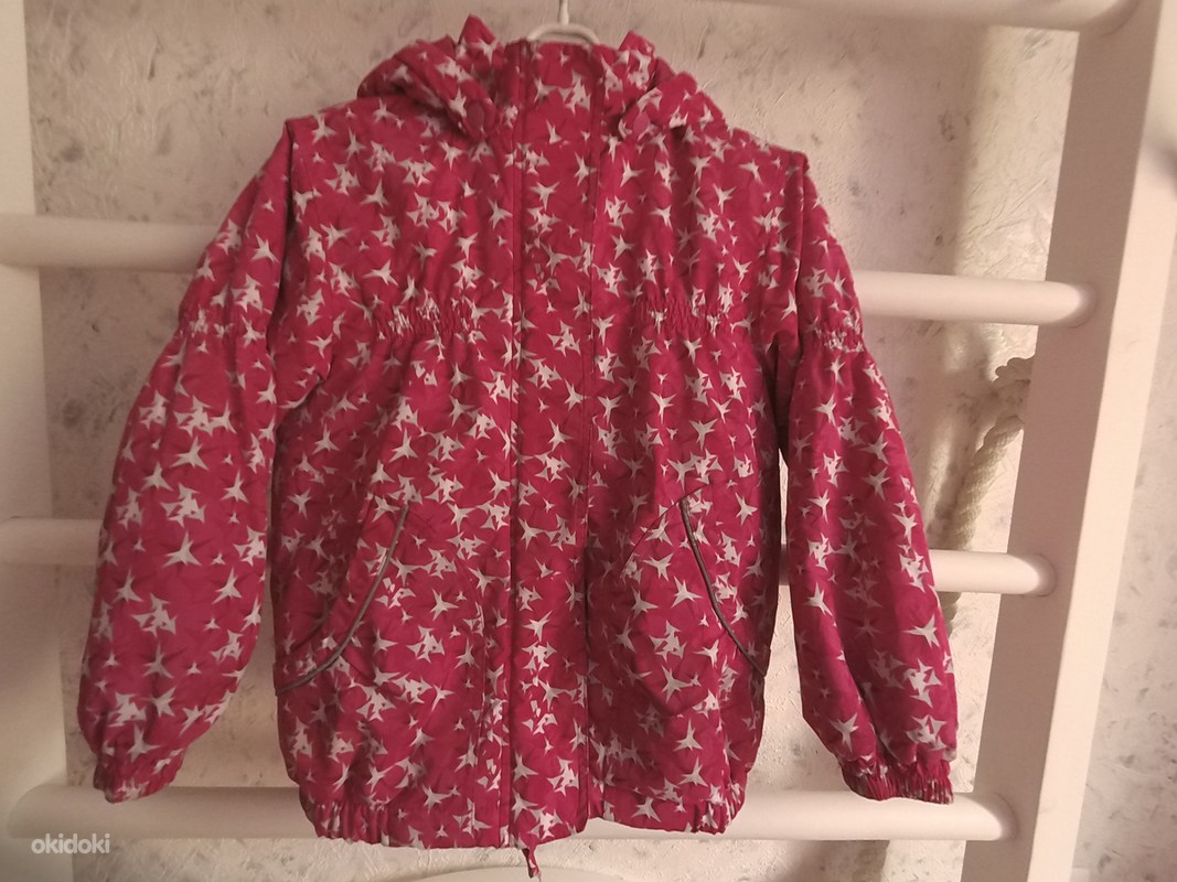 Осенняя розовая куртка размер 128 (фото #3)