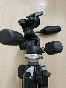 Statiiv Manfrotto MT294A4 + 804RC2 (2 foto / 4)