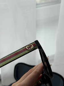 Очки GUCCI (5 фото из 6)