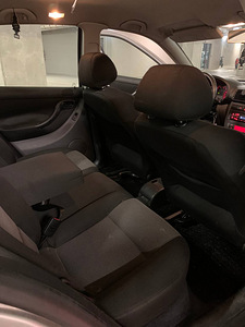 Seat Toledo 1.9tdi 2002a (4 foto / 5)