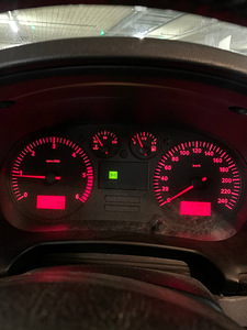 Seat Toledo 1.9tdi 2002a (5 foto / 5)