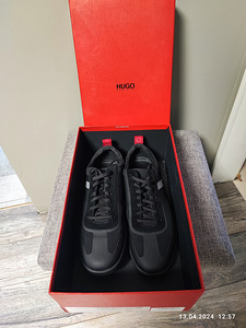 Hugo Boss (2 foto / 5)