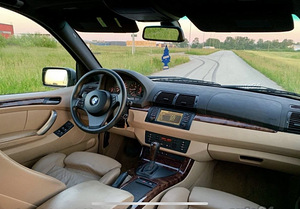 BMW X5 E53 2004 Facelift 3.0 160kw (10 foto / 14)