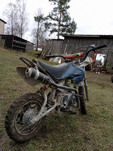 Krossikas 70cc 4t (3 foto / 4)
