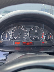 Продается BMW e 46 320d Touring (9 фото из 15)