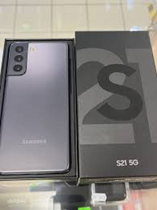 Samsung Galaxy S21 128 ГБ серый в очень хорошем состоянии