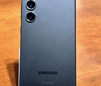 Samsung Galaxy S23 128GB Черный в очень хорошем состоянии