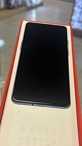 OnePlus 7T 8/128GB Blue heas seissukorras (2 foto / 2)
