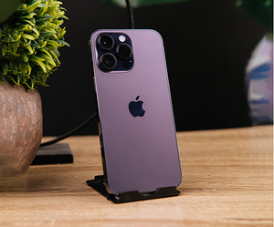 iPhone 14 Pro Max 128GB Purple heas seissukorras (1 foto / 1)