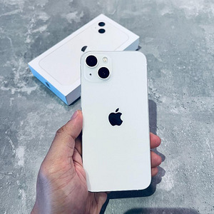 iPhone 13 128GB White väga heas seissukorras (2 foto / 2)