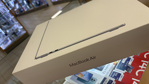 Apple MacBook Air 13 (2025), M4, 10C/8C, 16/256GB (2 foto / 2)