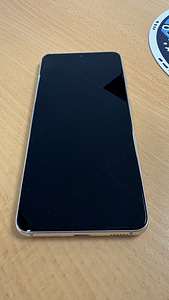 Samsung Galaxy S21 8/128GB White väga heas seissukorras (2 foto / 2)