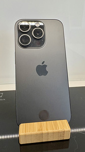 iPhone 15 Pro 128Gb Black heas seissukoreas (1 foto / 3)