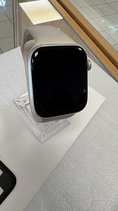 Apple Watch SE2 GPS 44mm Silver v heas korras (3 foto / 3)