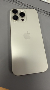 Apple iPhone 16 Pro Max 256Gb Natural Tiitanium uueväärne (3 foto / 3)