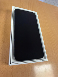 Apple iPhone 14 Pro Max 128Gb Purple Heas korras (2 foto / 2)