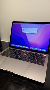 Apple MacBook Pro 13" A1706 2016 v heas korras (10 foto / 10)