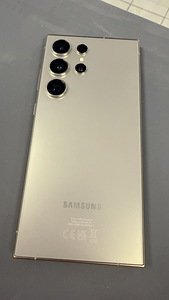 Samsung Galaxy S24 Ultra 12/512Gb Titanium heas korras (1 foto / 4)