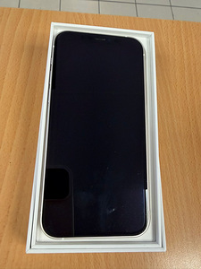 iPhone 12 128Gb Белый в отличном состоянии (2 фото из 2)