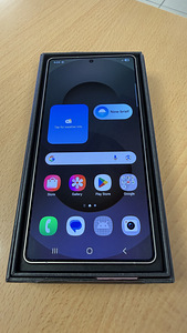 Samsung Galaxy S25 Ultra 256Gb как новый (2 фото из 3)