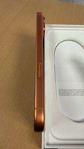 Apple iPhone 17 Pro Max 256Gb Orange Uueväärne (4 foto / 4)
