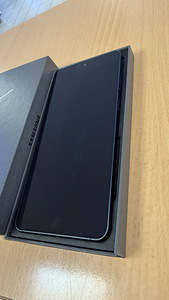 Samsung Galaxy S25 Edge 256Gb Black v heas korras (5 foto / 6)