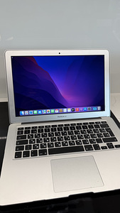 Macbook air 13 (2017) 1.6 ghz 8gb 256Gb, серебристый, в очень хорошем состоянии (1 фото из 6)