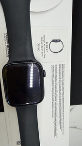 Apple Watch 7 GPS 45 мм черный (4 фото из 4)