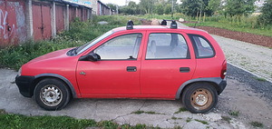 Opel Corsa 1.2i (2 foto / 3)