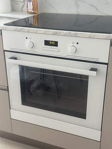 Продается в хорошем состоянии духовка Electrolux