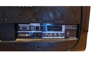 Monitor/teler 18" Samsung SyncMaster 933HD + pult (3 foto / 3)