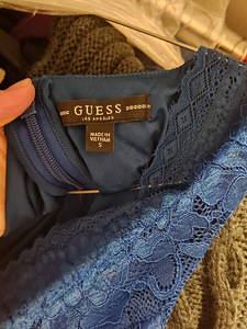 Платье Guess (4 фото из 4)
