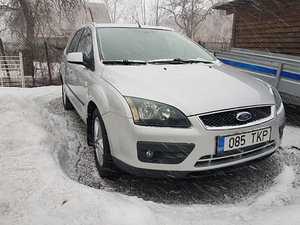 FORD FOCUS 1,6 80 kw , automat