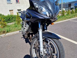 Yamaha FZR 600 , 2004 a (3 foto / 10)