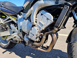 Yamaha FZR 600 , 2004 a (9 foto / 10)