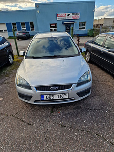 Ford Focus 1.6, diesel, automaat (3 foto / 6)