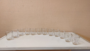 12 klaasi (1 foto / 1)