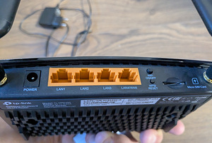 TP-Link TL-MR6400 4G (2 foto / 3)