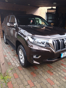 Toyota Land Cruiser (2 foto / 13)