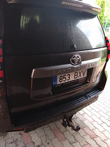 Toyota Land Cruiser (3 foto / 13)
