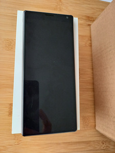 Sony Xperia 10 Black - 2 sim slots (10 foto / 10)