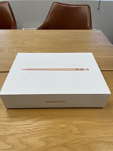 MacBook Air 13 Gold / 2019 / Retina / 128 Gb SSD / 8 Gb RAM (1 foto / 8)