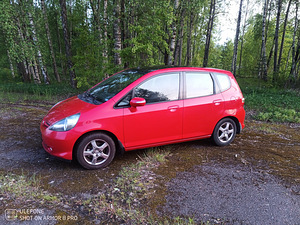 Honda Jazz (8 foto / 8)