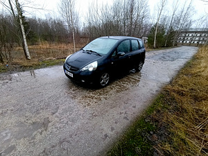Honda Jazz Автомат (1 фото из 10)